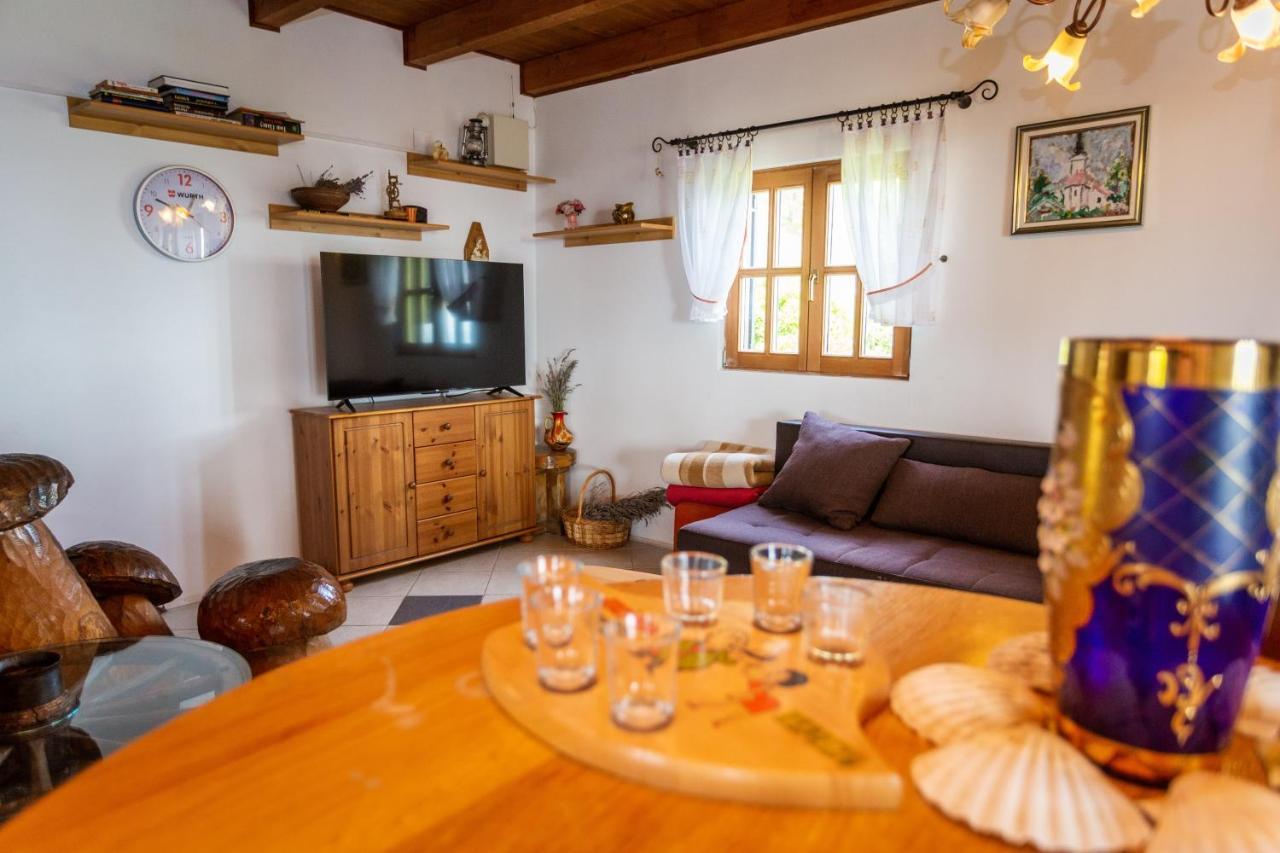 Kuca Za Odmor Zeleni Breg Krapina Exterior foto